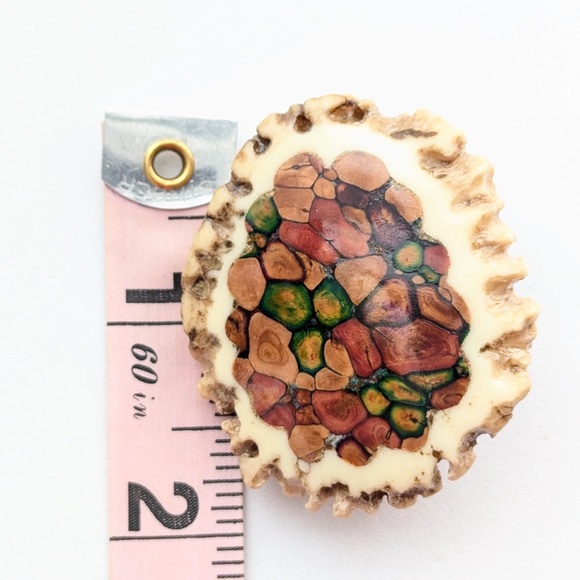 Vintage Scottish highlands enamel brooch pin